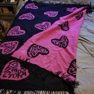 Victoria's Secret Trow